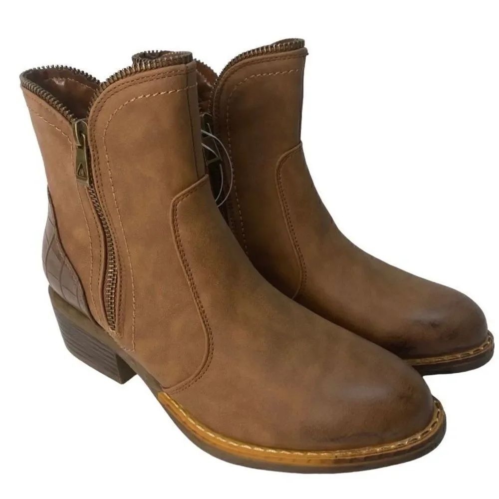 AMERICAN RAG Women’s 6M Galveston Boots - COLOR: SADDLE